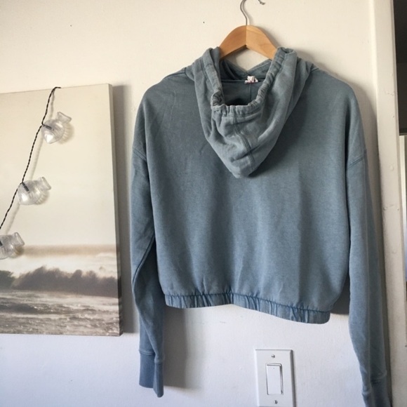 Juicy Cropped Hoodie Sweatshirt - vintage light blue - M - Picture 2 of 6